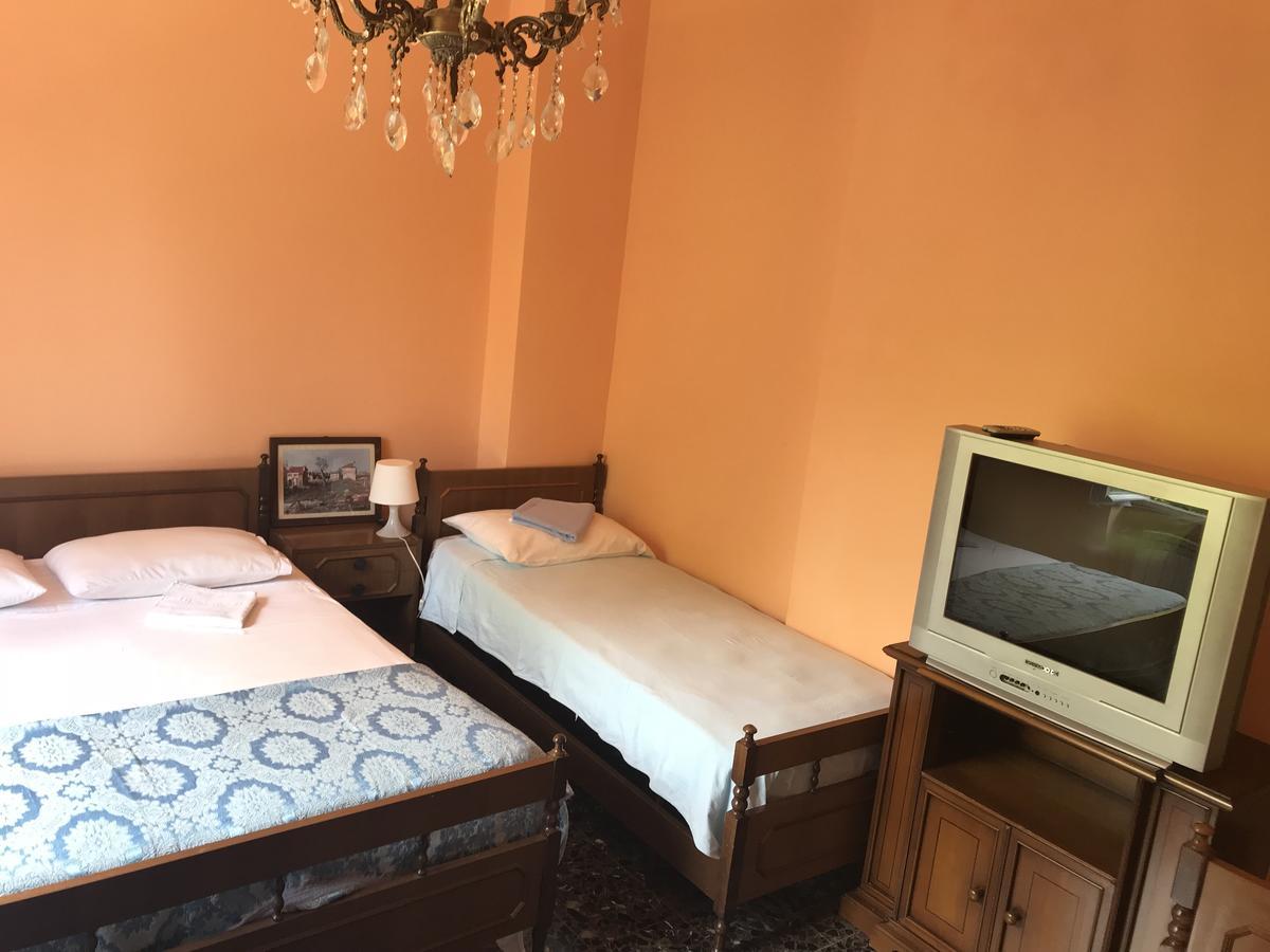 Albergo Delfino San Pietro d'Olba Dış mekan fotoğraf